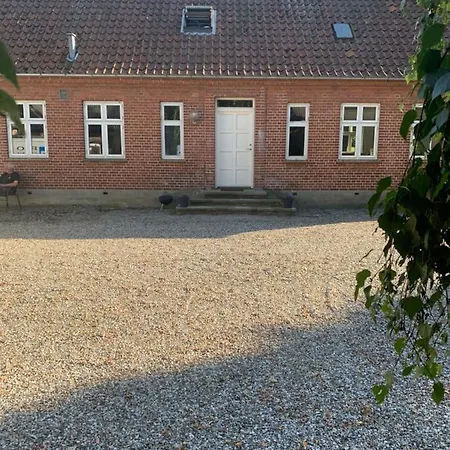 Anne's Bed & Kitchen, Dalgaard