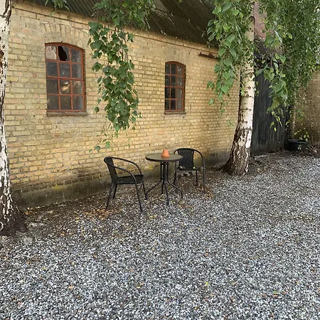 Anne's Bed & Kitchen, Dalgaard